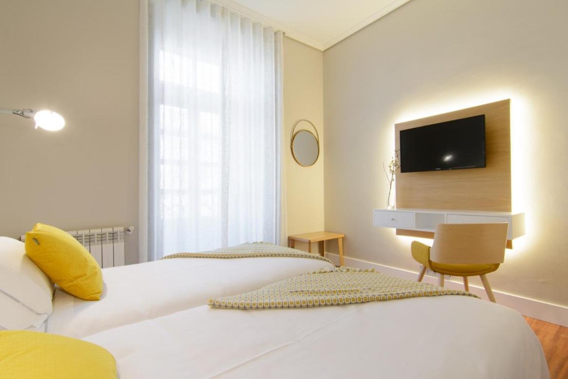 Pazo De Mendoza Hotel Baiona Ngoại thất bức ảnh